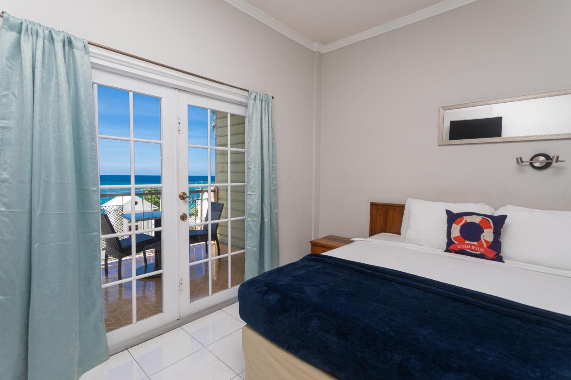 Caribic House Hotel Montego Bay Exterior photo
